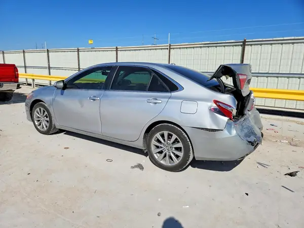 4T1BF1FK9HU796690 2017 TOYOTA CAMRY - Image 2