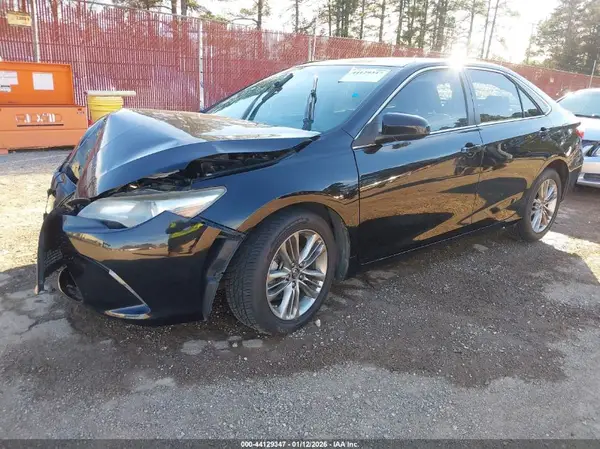 4T1BF1FK9HU799363 2017 TOYOTA CAMRY - Image 2
