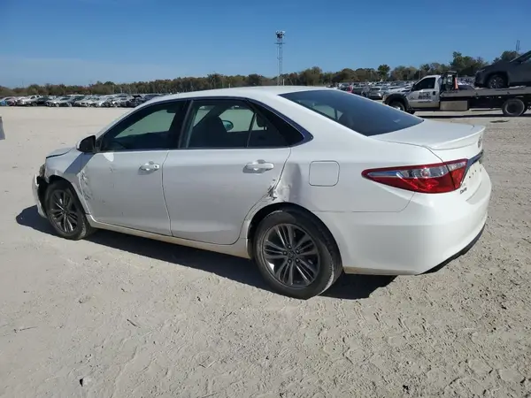 4T1BF1FK9HU803752 2017 TOYOTA CAMRY - Image 2