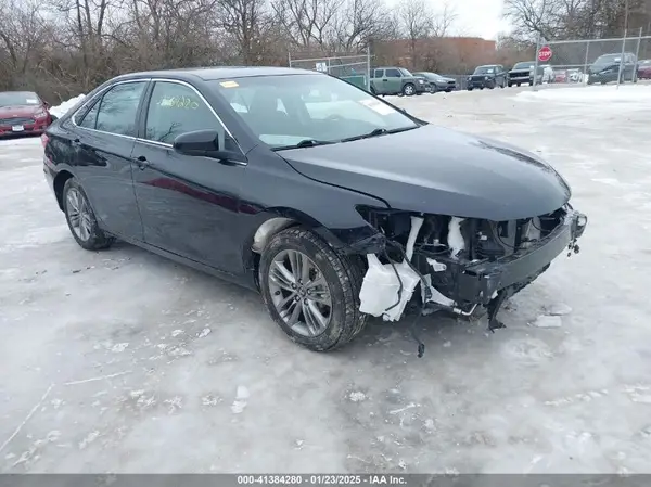 4T1BF1FK9HU804030 2017 TOYOTA CAMRY - Image 1