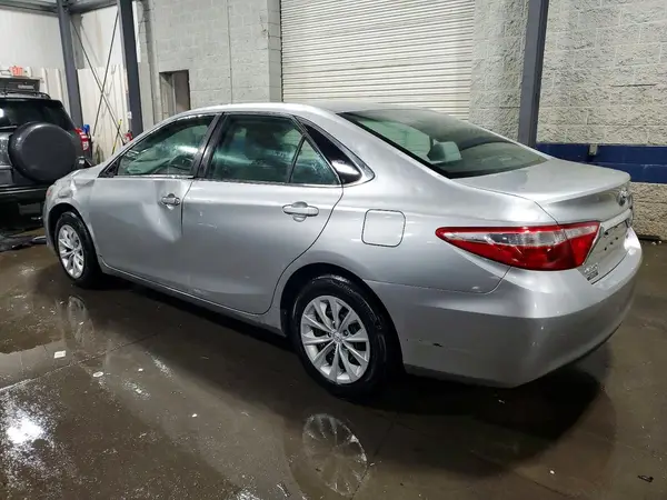 4T1BF1FK9HU804254 2017 TOYOTA CAMRY - Image 2