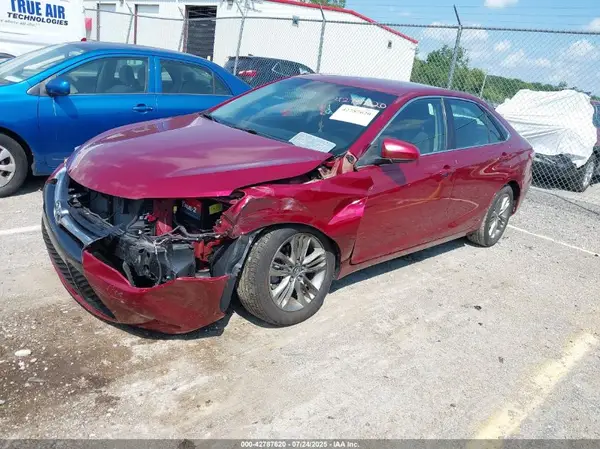 4T1BF1FK9HU809292 2017 TOYOTA CAMRY - Image 2