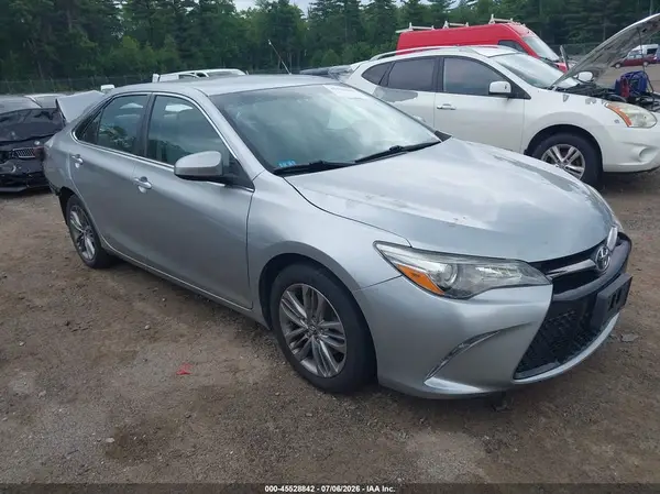 4T1BF1FK9HU810491 2017 TOYOTA CAMRY - Image 1