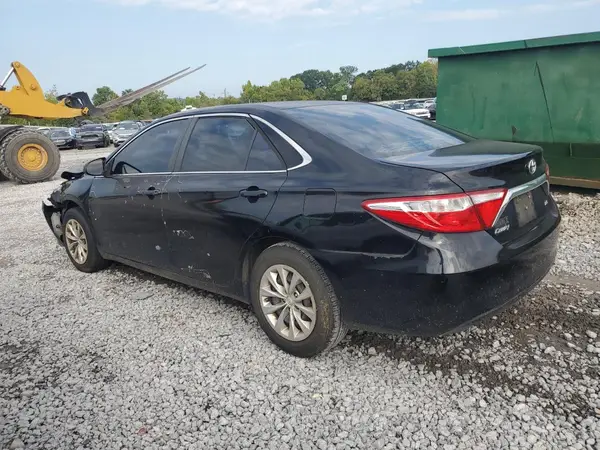 4T1BF1FK9HU810751 2017 TOYOTA CAMRY - Image 2