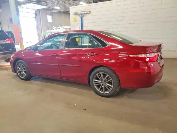 4T1BF1FK9HU811074 2017 TOYOTA CAMRY - Image 2
