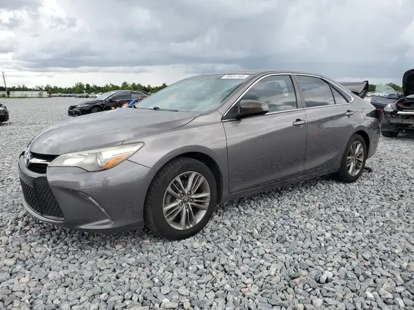 4T1BF1FK9HU814458 2017 TOYOTA CAMRY - Image 1
