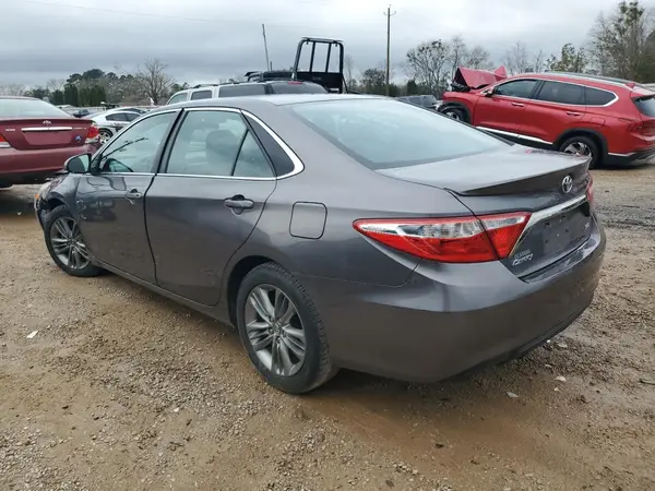 4T1BF1FKXGU116603 2016 TOYOTA CAMRY - Image 2