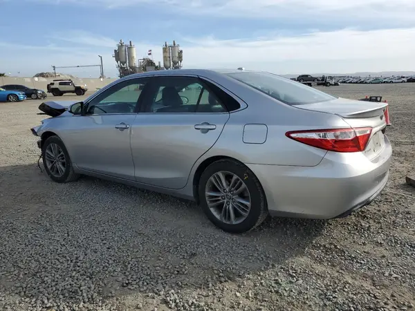 4T1BF1FKXGU119078 2016 TOYOTA CAMRY - Image 2