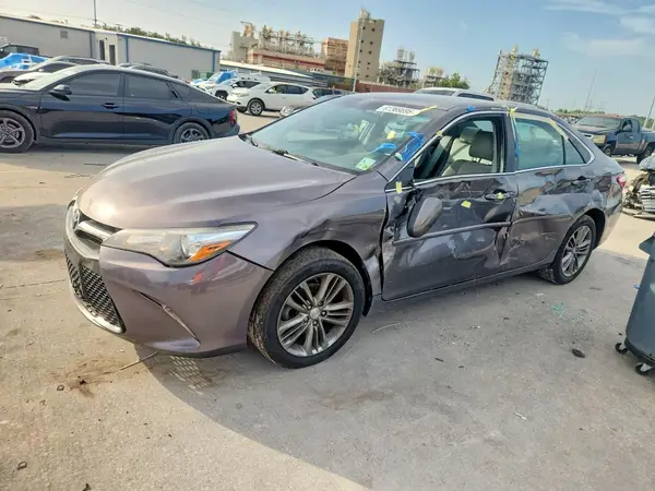 4T1BF1FKXGU124457 2016 TOYOTA CAMRY - Image 1