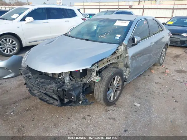 4T1BF1FKXGU132204 2016 TOYOTA CAMRY - Image 2