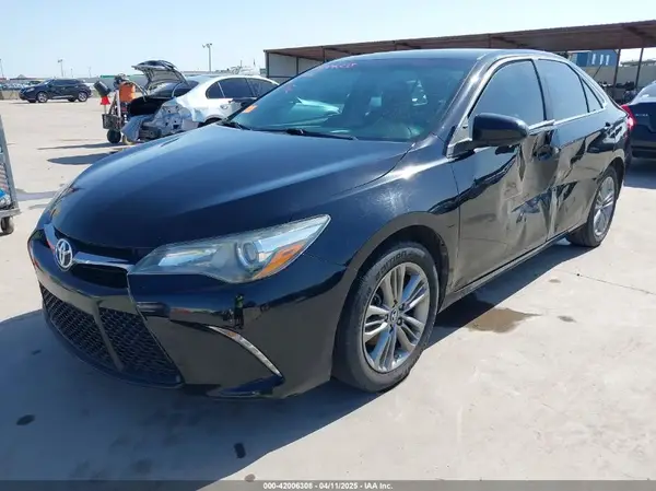 4T1BF1FKXGU137340 2016 TOYOTA CAMRY - Image 2