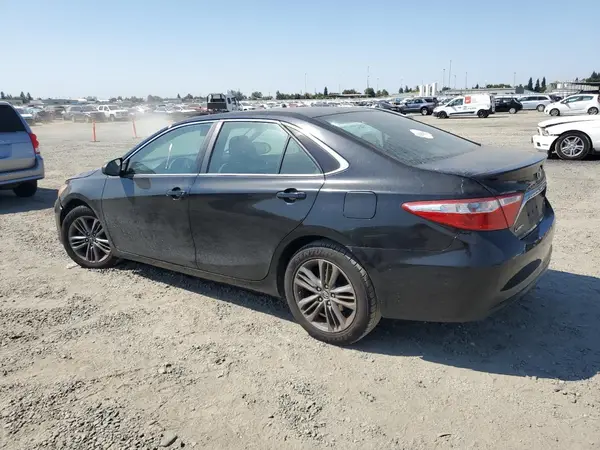 4T1BF1FKXGU138343 2016 TOYOTA CAMRY - Image 2