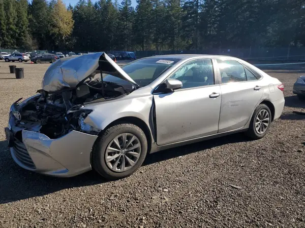4T1BF1FKXGU139248 2016 TOYOTA CAMRY - Image 1