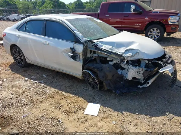4T1BF1FKXGU141419 2016 TOYOTA CAMRY - Image 1