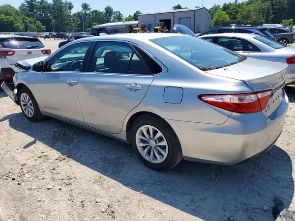 4T1BF1FKXGU143848 2016 TOYOTA CAMRY - Image 2