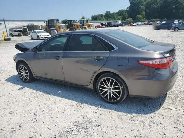4T1BF1FKXGU144367 2016 TOYOTA CAMRY - Image 2
