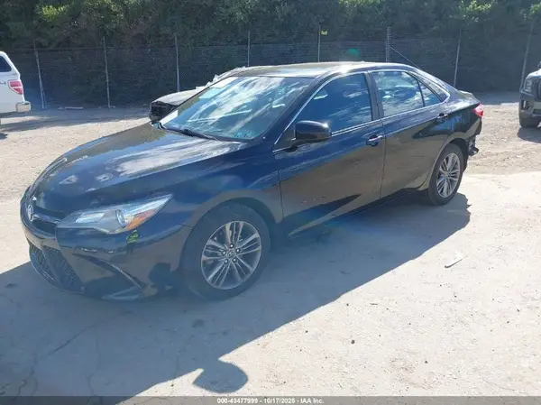 4T1BF1FKXGU148984 2016 TOYOTA CAMRY - Image 2