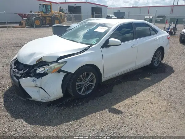 4T1BF1FKXGU153487 2016 TOYOTA CAMRY - Image 2