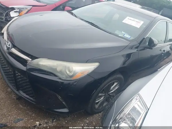 4T1BF1FKXGU156731 2016 TOYOTA CAMRY - Image 2
