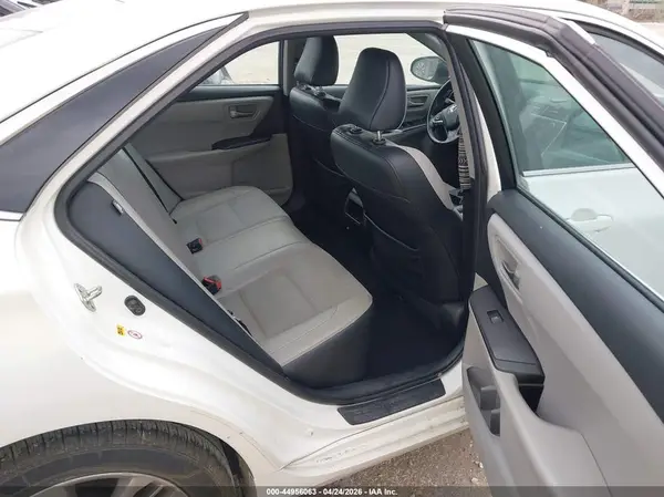 4T1BF1FKXGU159113 2016 TOYOTA CAMRY - Image 8