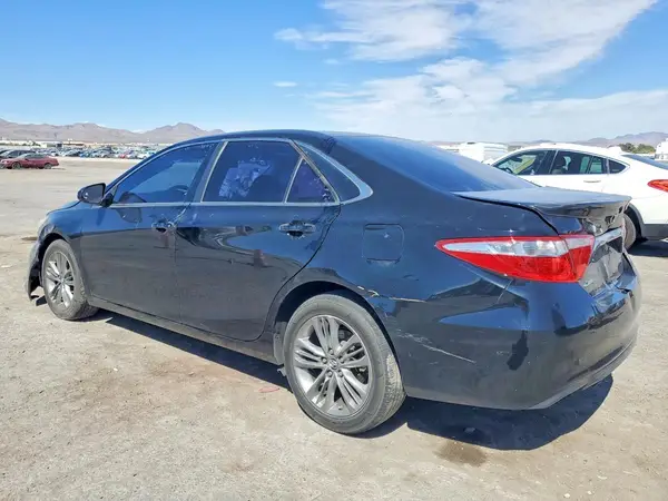 4T1BF1FKXGU159368 2016 TOYOTA CAMRY - Image 2