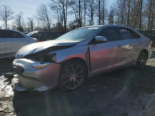 4T1BF1FKXGU160522 2016 TOYOTA CAMRY - Image 1