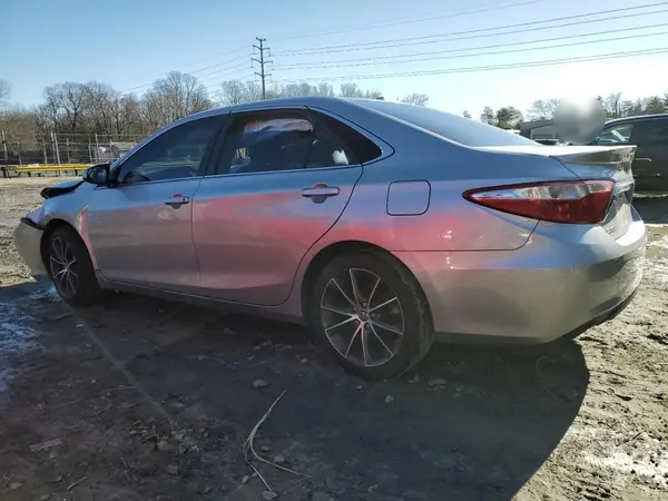 4T1BF1FKXGU160522 2016 TOYOTA CAMRY - Image 2