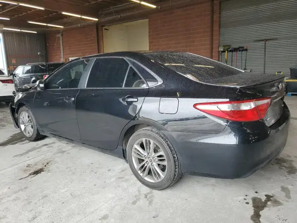 4T1BF1FKXGU164005 2016 TOYOTA CAMRY - Image 2