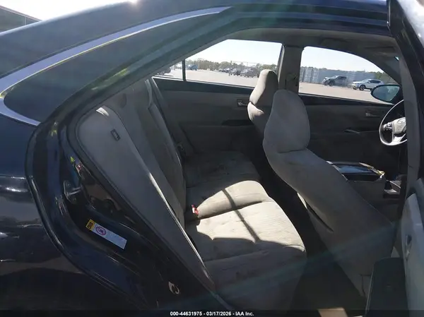 4T1BF1FKXGU174372 2016 TOYOTA CAMRY - Image 8