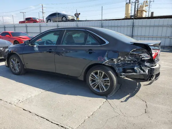 4T1BF1FKXGU176509 2016 TOYOTA CAMRY - Image 2