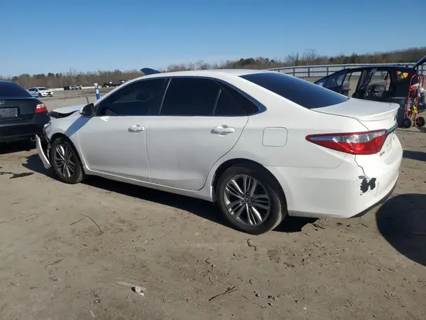 4T1BF1FKXGU178633 2016 TOYOTA CAMRY - Image 2