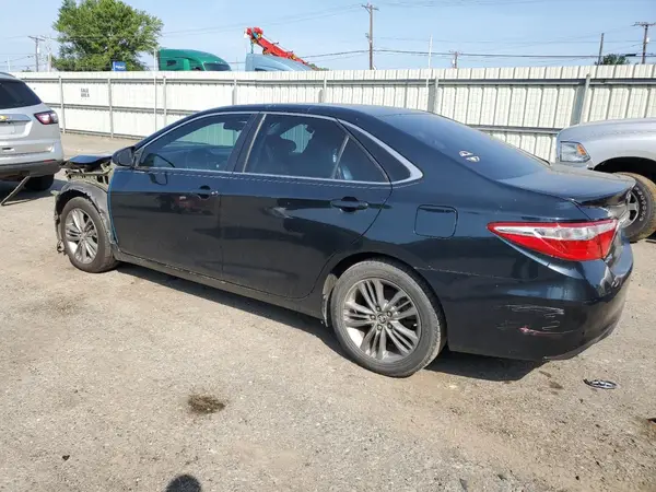 4T1BF1FKXGU182696 2016 TOYOTA CAMRY - Image 2