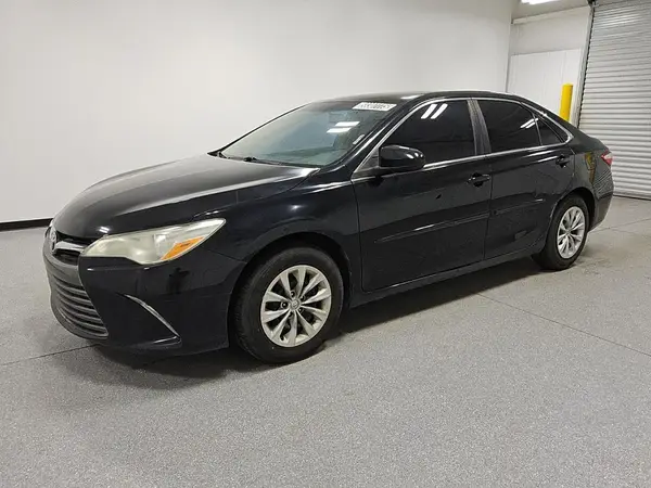 4T1BF1FKXGU188241 2016 TOYOTA CAMRY - Image 1