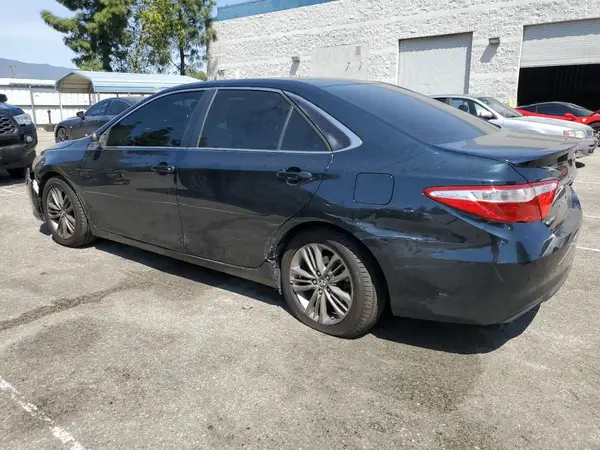 4T1BF1FKXGU188692 2016 TOYOTA CAMRY - Image 2