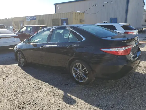 4T1BF1FKXGU194427 2016 TOYOTA CAMRY - Image 2