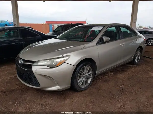 4T1BF1FKXGU200095 2016 TOYOTA CAMRY - Image 2