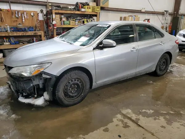 4T1BF1FKXGU203434 2016 TOYOTA CAMRY - Image 1