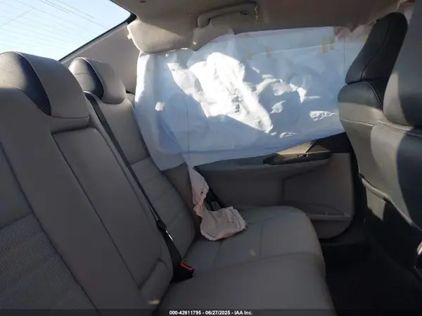 4T1BF1FKXGU203997 2016 TOYOTA CAMRY - Image 8