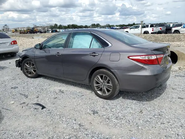 4T1BF1FKXGU204096 2016 TOYOTA CAMRY - Image 2