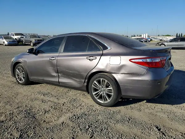 4T1BF1FKXGU204860 2016 TOYOTA CAMRY - Image 2