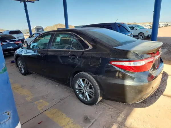 4T1BF1FKXGU206706 2016 TOYOTA CAMRY - Image 2