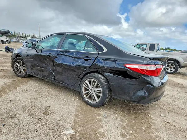4T1BF1FKXGU211680 2016 TOYOTA CAMRY - Image 2
