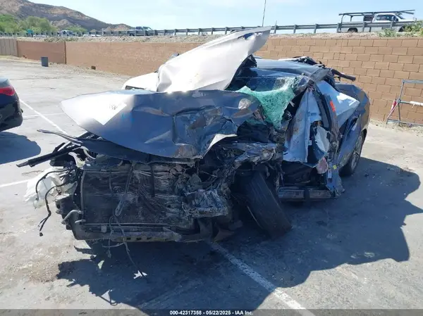 4T1BF1FKXGU215132 2016 TOYOTA CAMRY - Image 2
