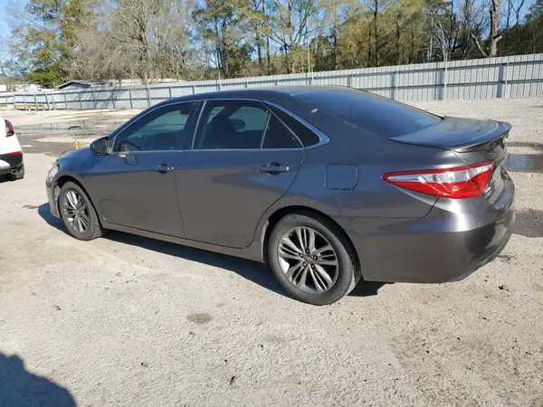 4T1BF1FKXGU215910 2016 TOYOTA CAMRY - Image 2