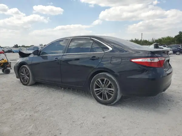 4T1BF1FKXGU216054 2016 TOYOTA CAMRY - Image 2