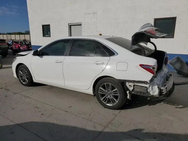 4T1BF1FKXGU218953 2016 TOYOTA CAMRY - Image 2
