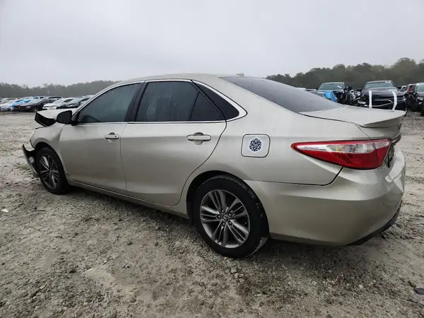 4T1BF1FKXGU219911 2016 TOYOTA CAMRY - Image 2