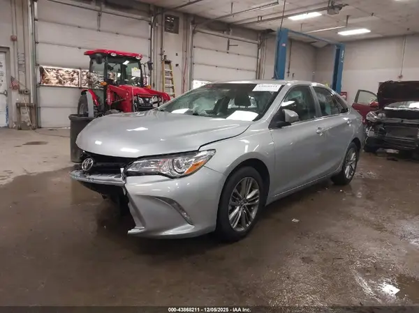 4T1BF1FKXGU222436 2016 TOYOTA CAMRY - Image 2