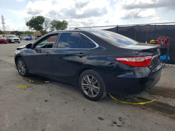 4T1BF1FKXGU226521 2016 TOYOTA CAMRY - Image 2