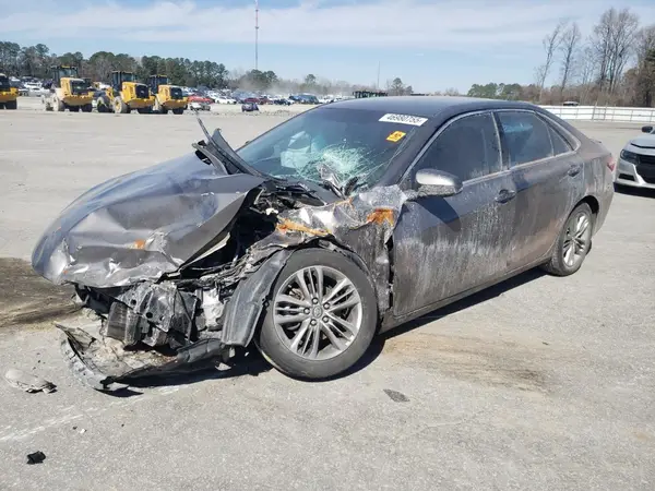 4T1BF1FKXGU231105 2016 TOYOTA CAMRY - Image 1